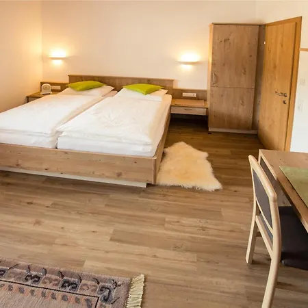 Appartemets Hauserbauer アパート