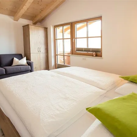 Appartemets Hauserbauer カプルーン